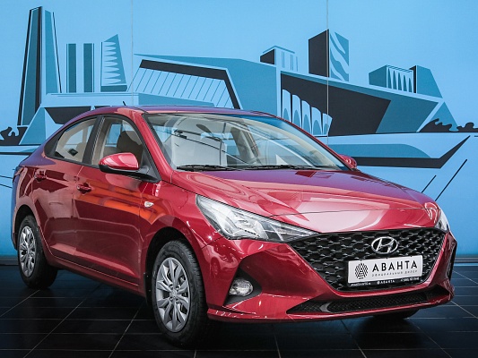 Hyundai Solaris Red
