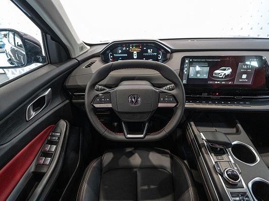 Changan UNI-S Tech 1.5 AMT Black