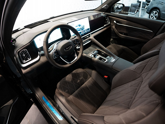 Monjaro 2025 Full Moon (Xingyue L) 2.0 AT Black