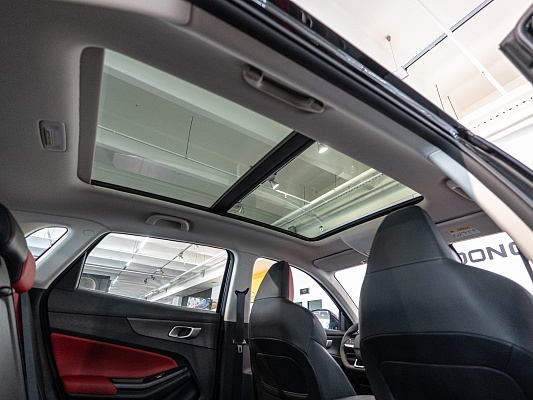 Changan UNI-S Tech 1.5 AMT Black
